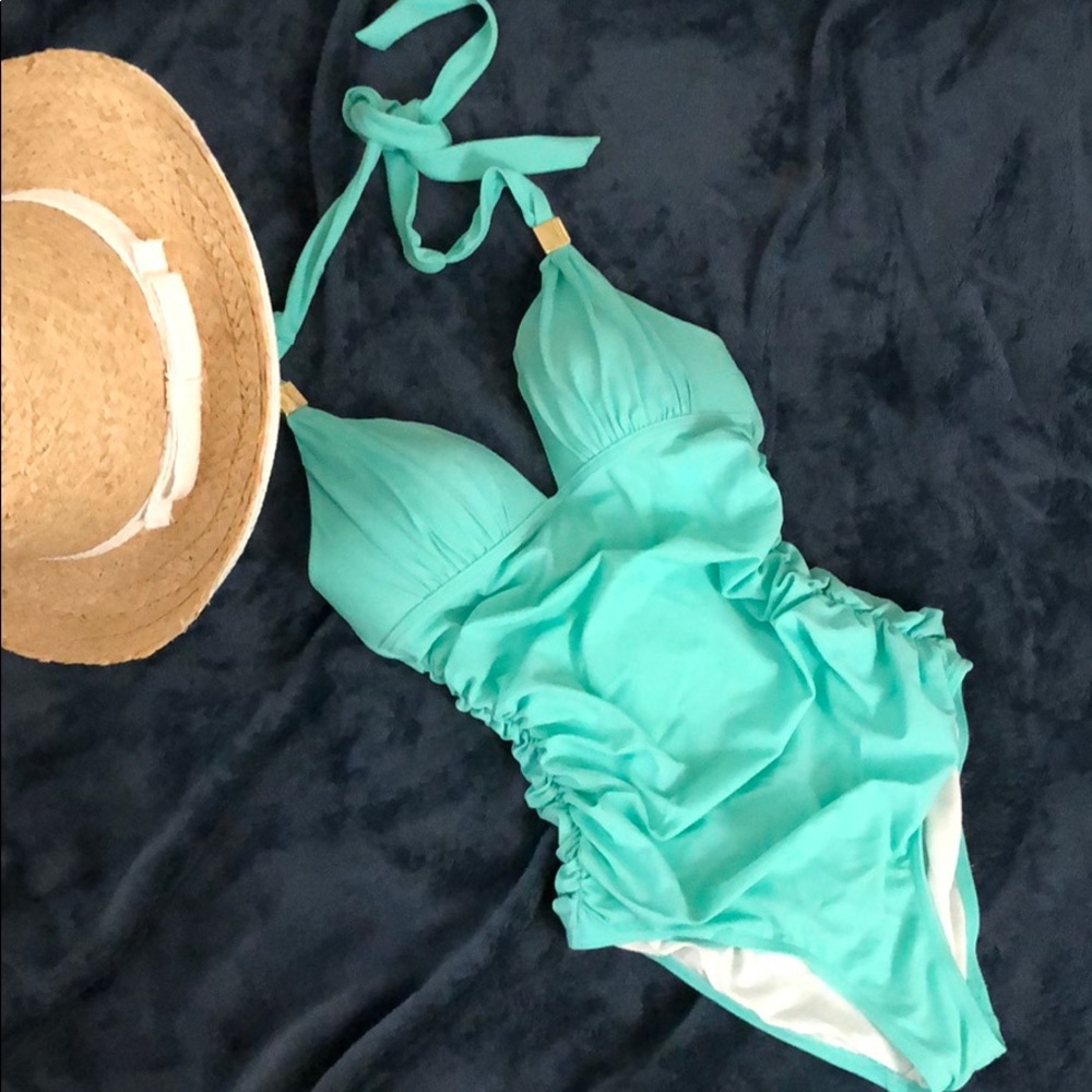 Summer sale!! VS gorgeous aqua one piece 👙🏖